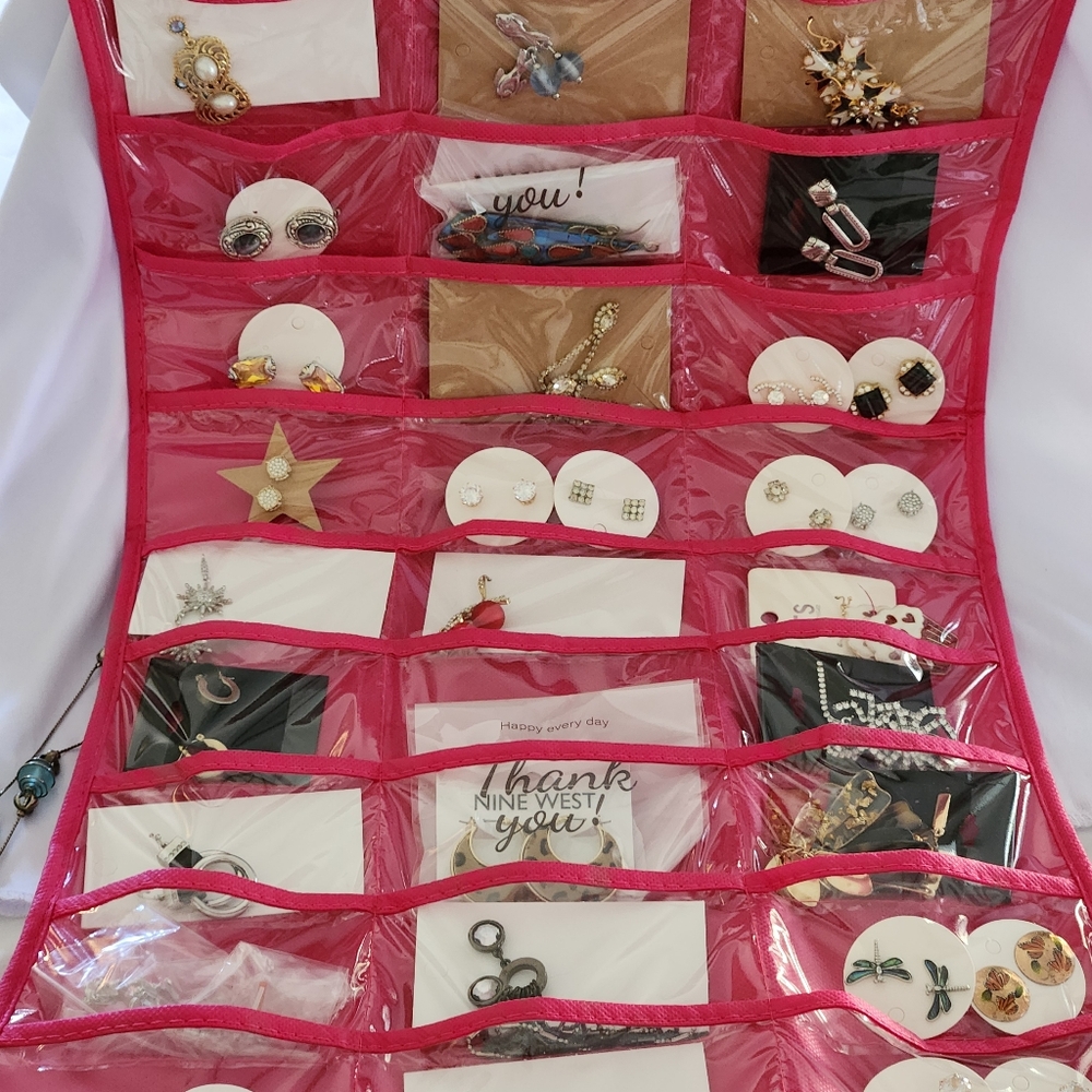 E A R R I N G S.    Unlisted